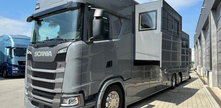 SCANIA S450 HTI DOUBLE POP OUT & POP UP