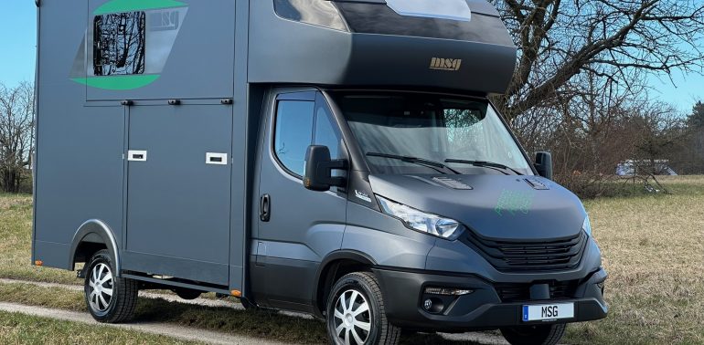 IVECO DAILY 35-210 HI-MATIC MSG STALLION LIGHT