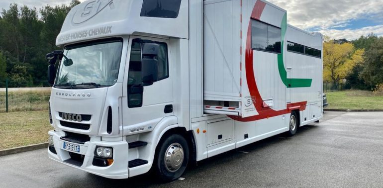 IVECO EUROCARGO 160E28 STX POP OUT