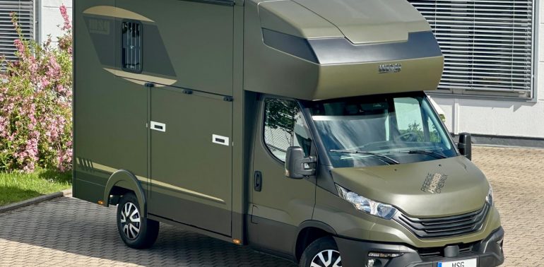 IVECO DAILY 35-210 HI-MATIC MSG STALLION LIGHT