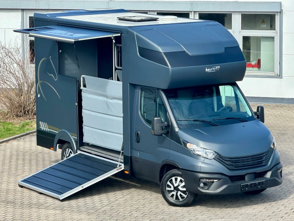IVECO DAILY 35-210 HI-MATIC MSG STALLION LIGHT
