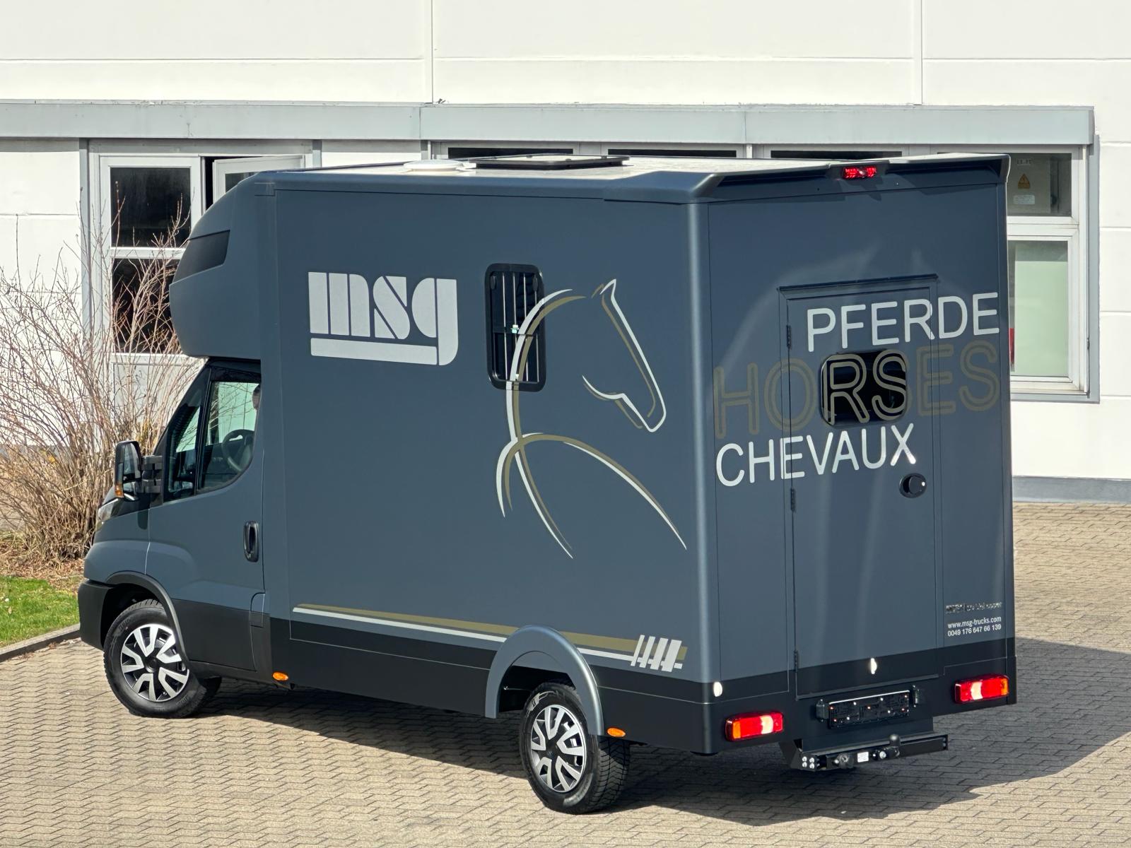 iveco daily 35s21 stallion light gris mat msg3