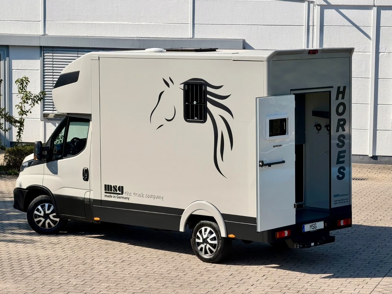 iveco daily 35s21 stallion light msg rs grauglanz7
