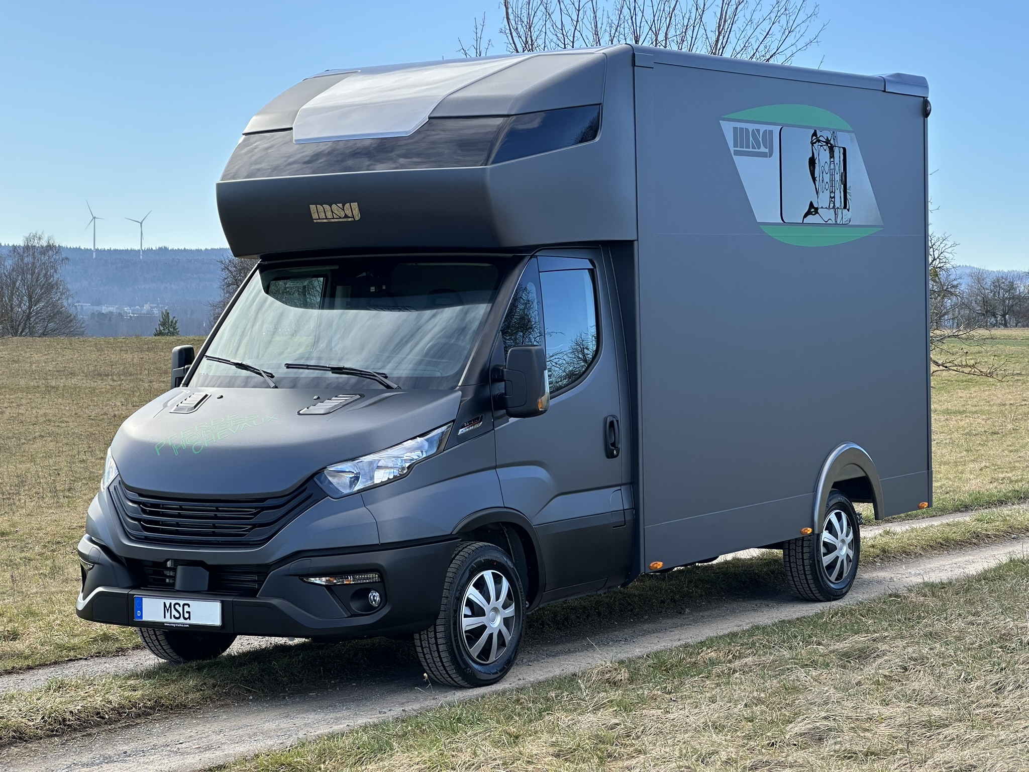 iveco daily hi matic 35 210 msg stallion light stormgrey matt21