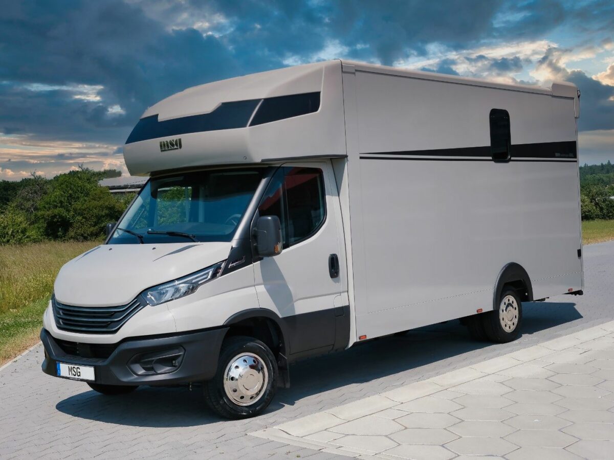 IVECO DAILY 50.210 MSG STABLEHOPPER XXL