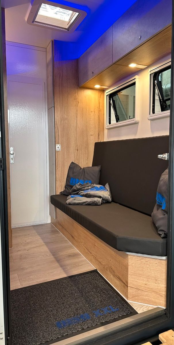 iveco daily hi matic 50.210 gris xxl plus msg5