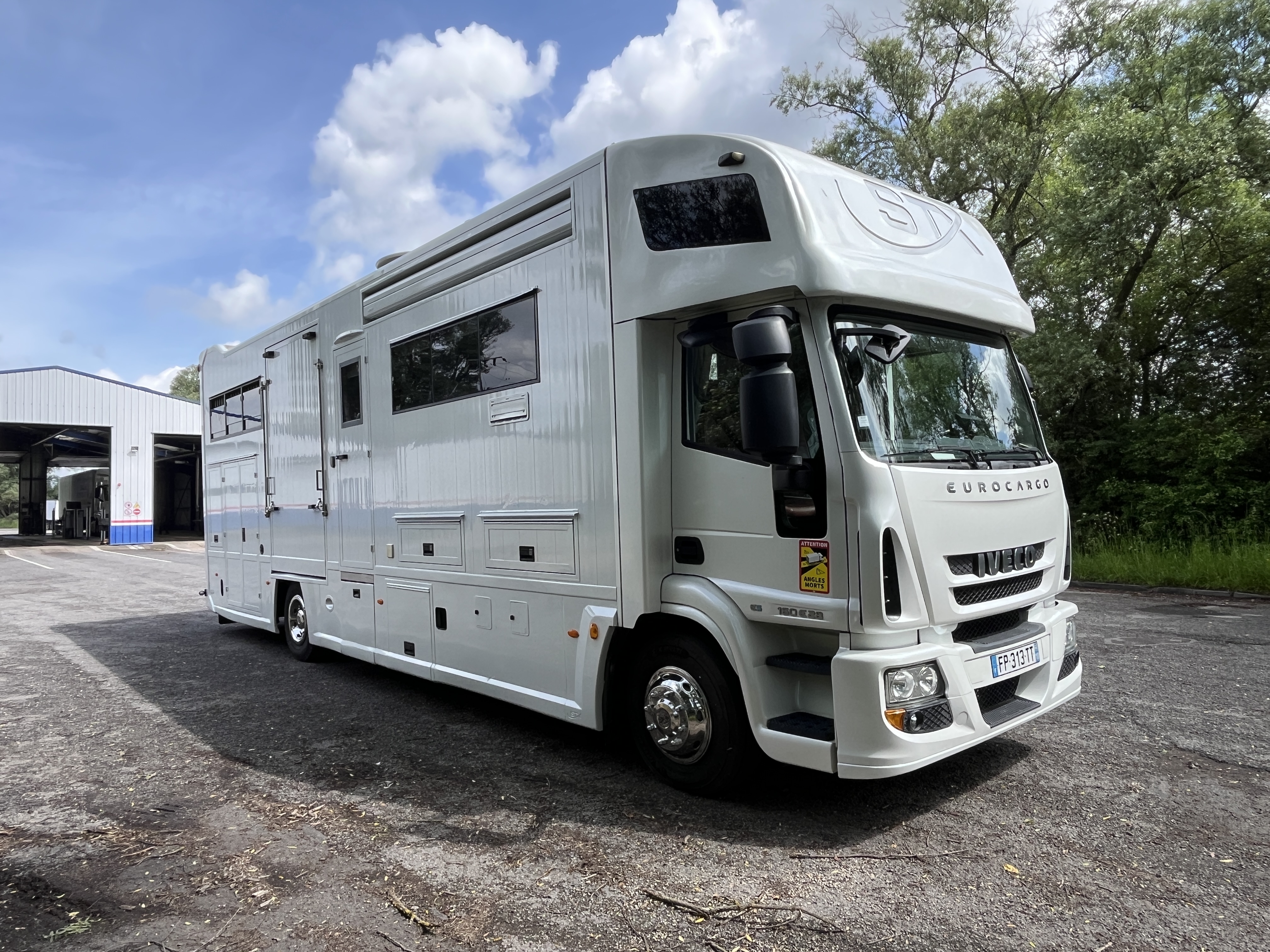 iveco eurocargo 160e28 stx9