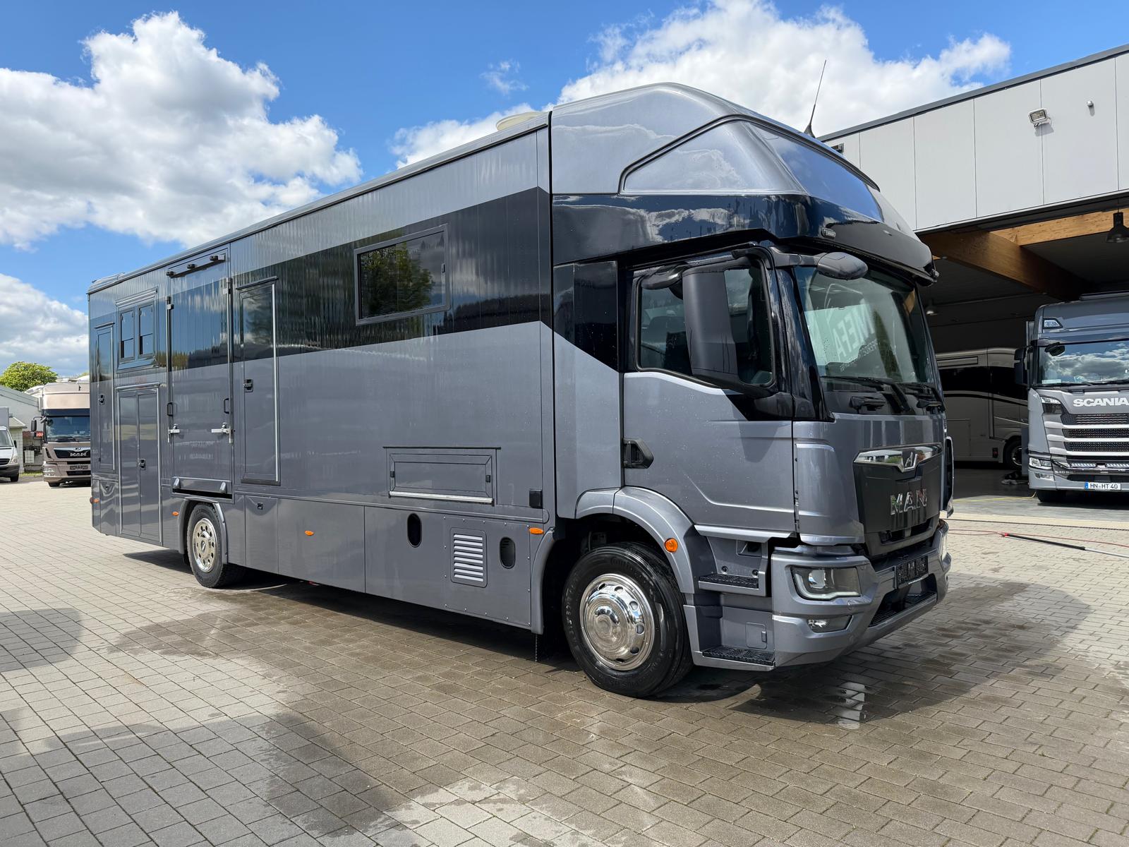 man tgm 18.320 anka gris foncé mefa1