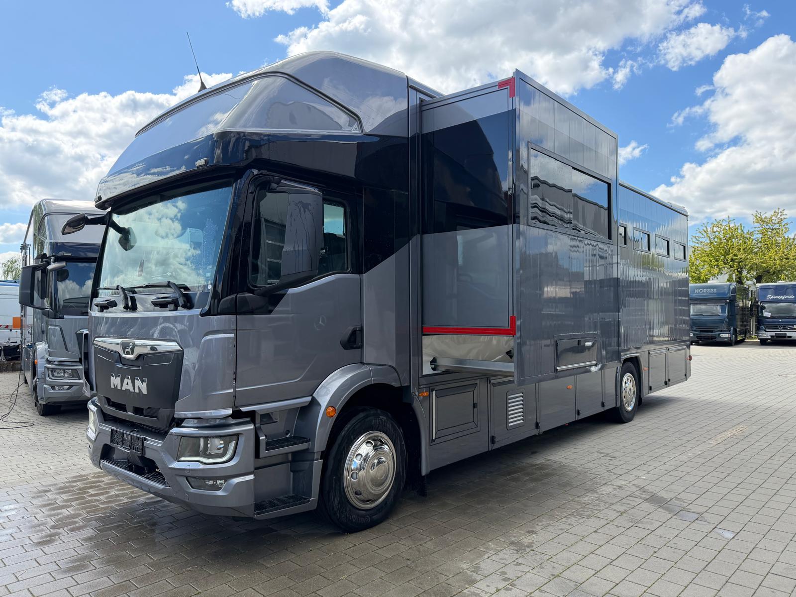 man tgm 18.320 anka gris foncé mefa10