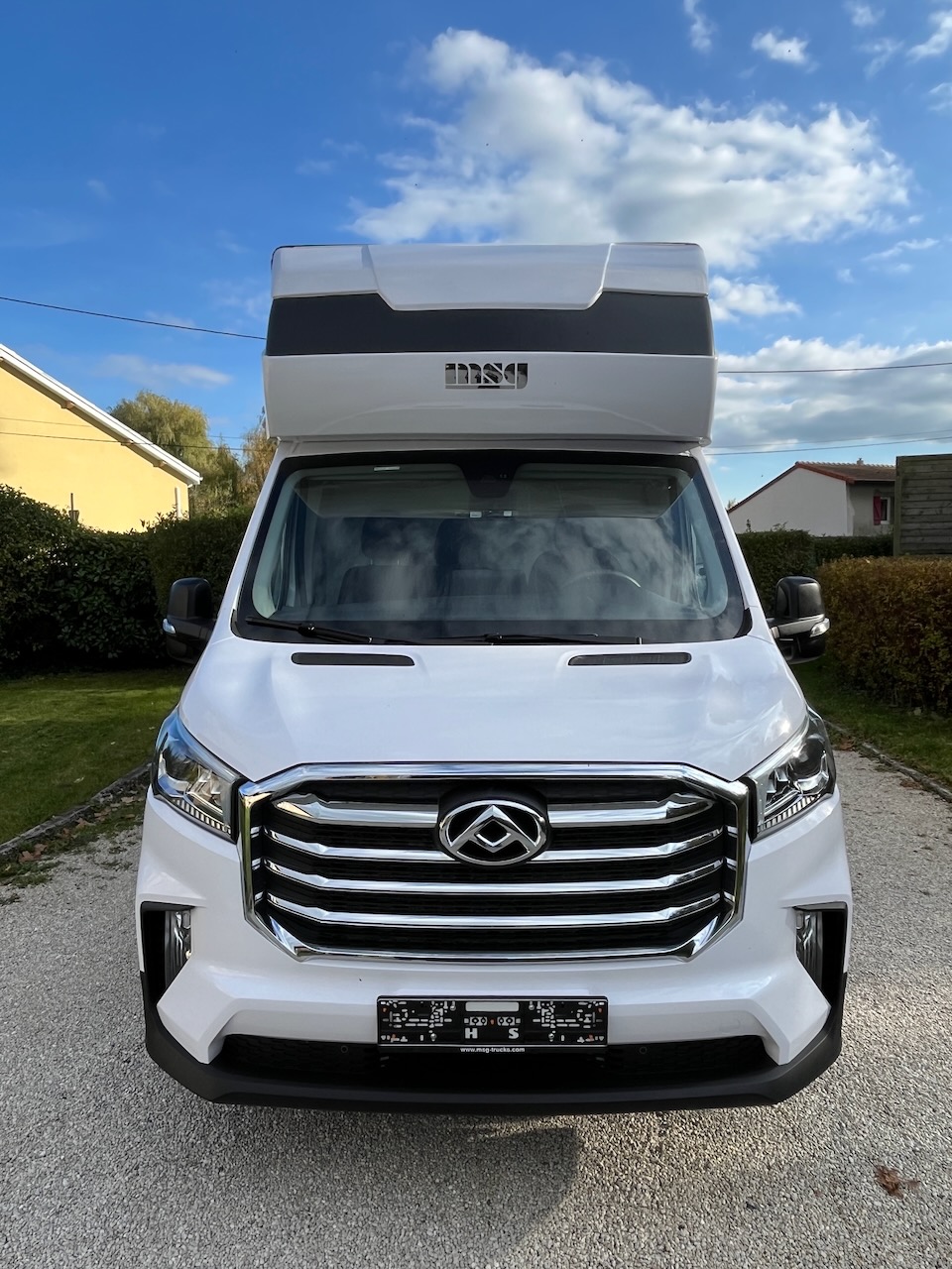 maxus msg stallion light snowwhite glanz11