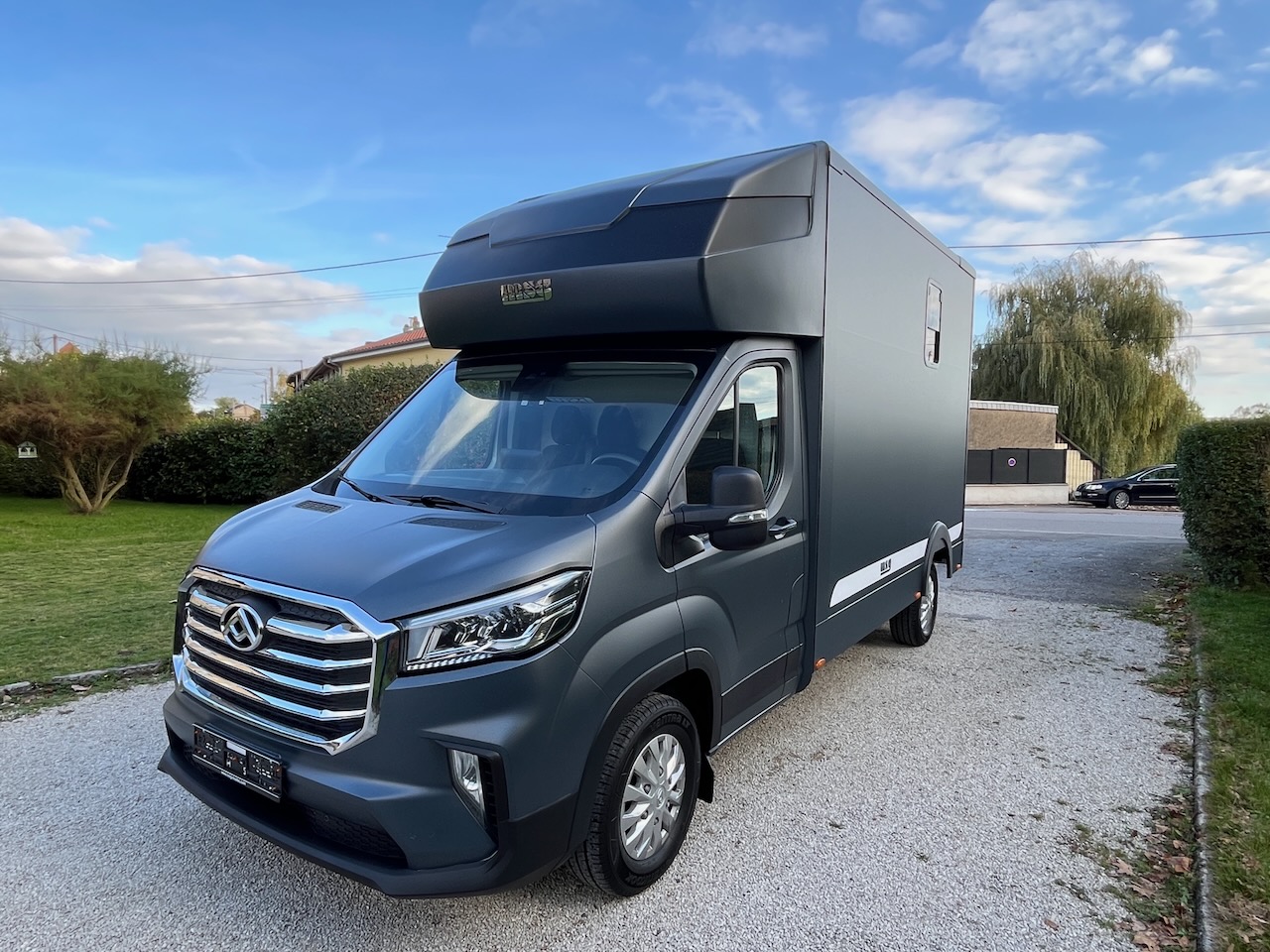 maxus stallion light msg stormgrey matt12