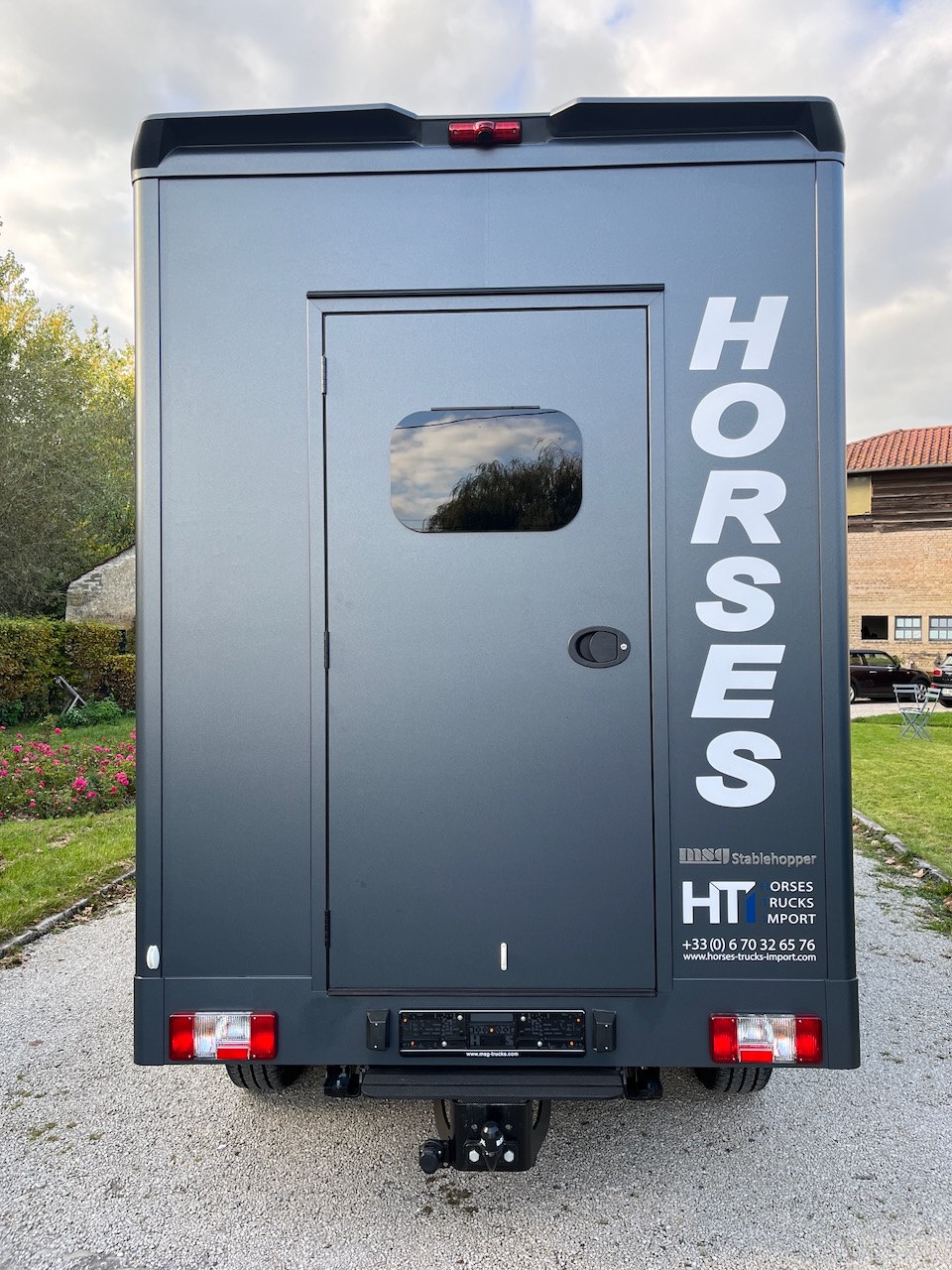 maxus stallion light msg stormgrey matt6
