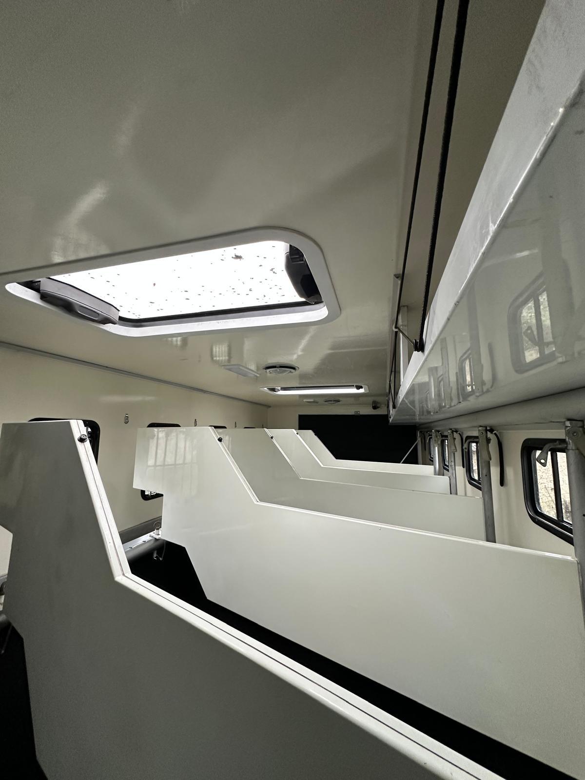 mb atego 1529 jl10