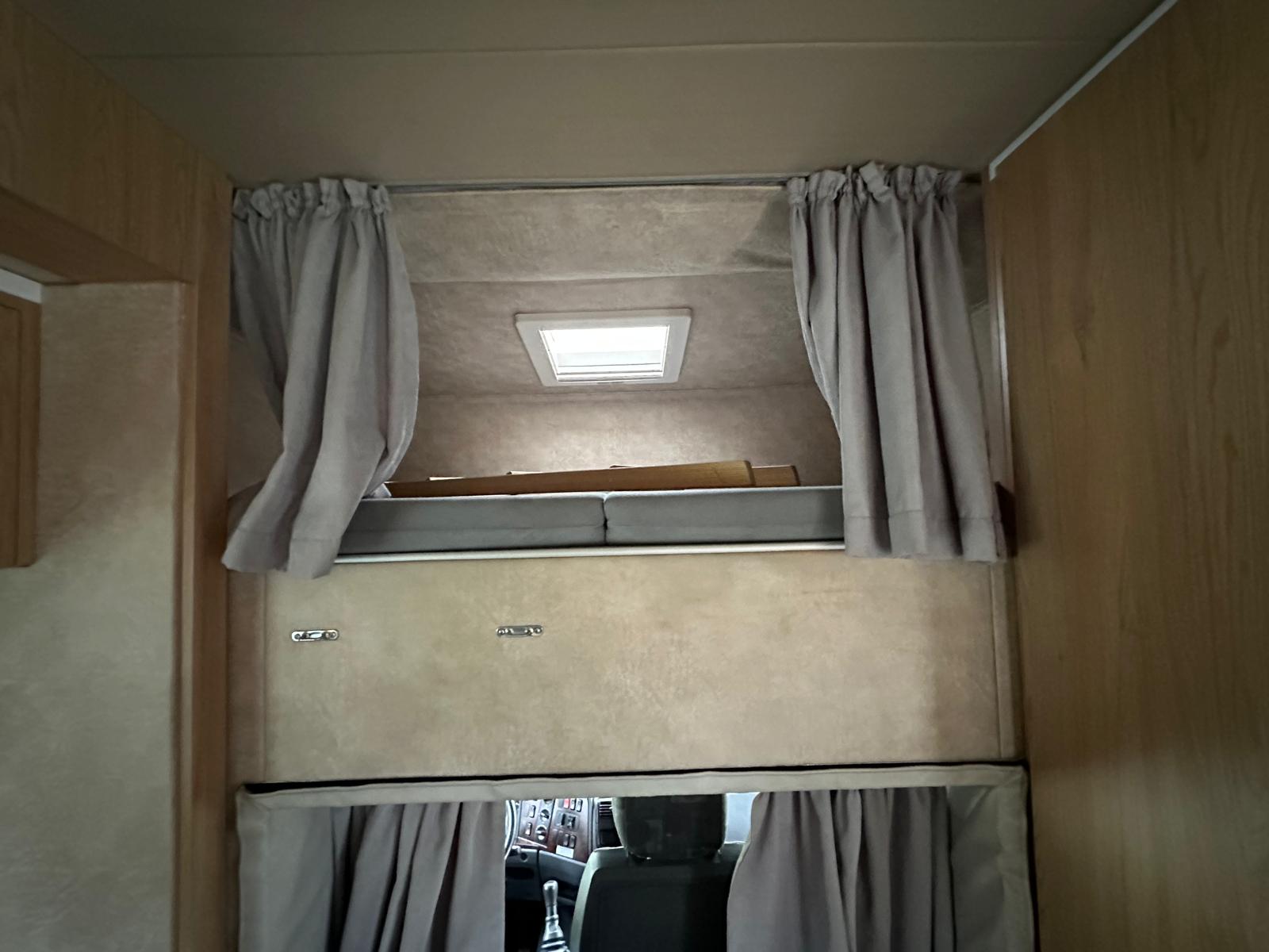 mb atego 1529 jl9
