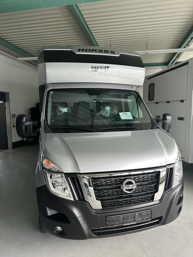 nissan interstar 165 light 5 s silber mettalic msg3