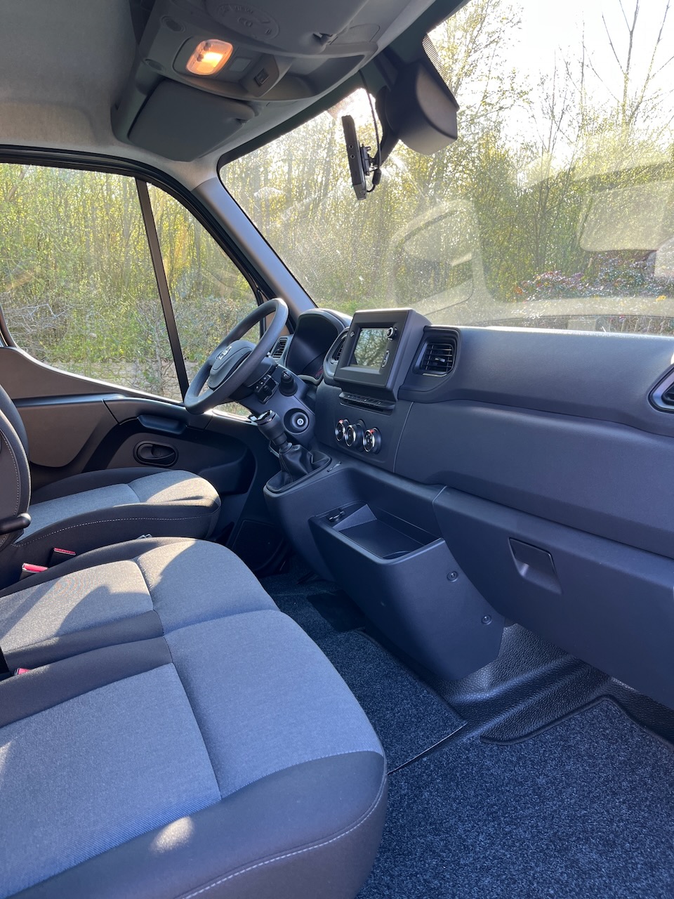 nissan interstar 165 superlight plus expo16