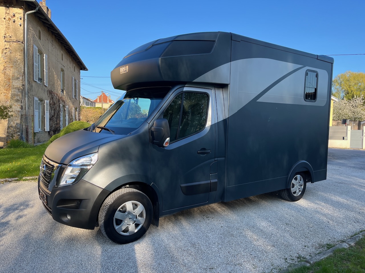 nissan interstar 165 superlight plus expo5