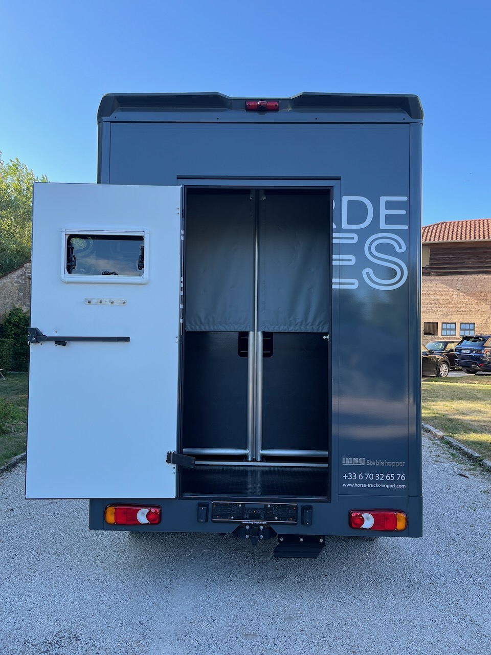 peugeot boxer 165 stallion light urbangrey msg15