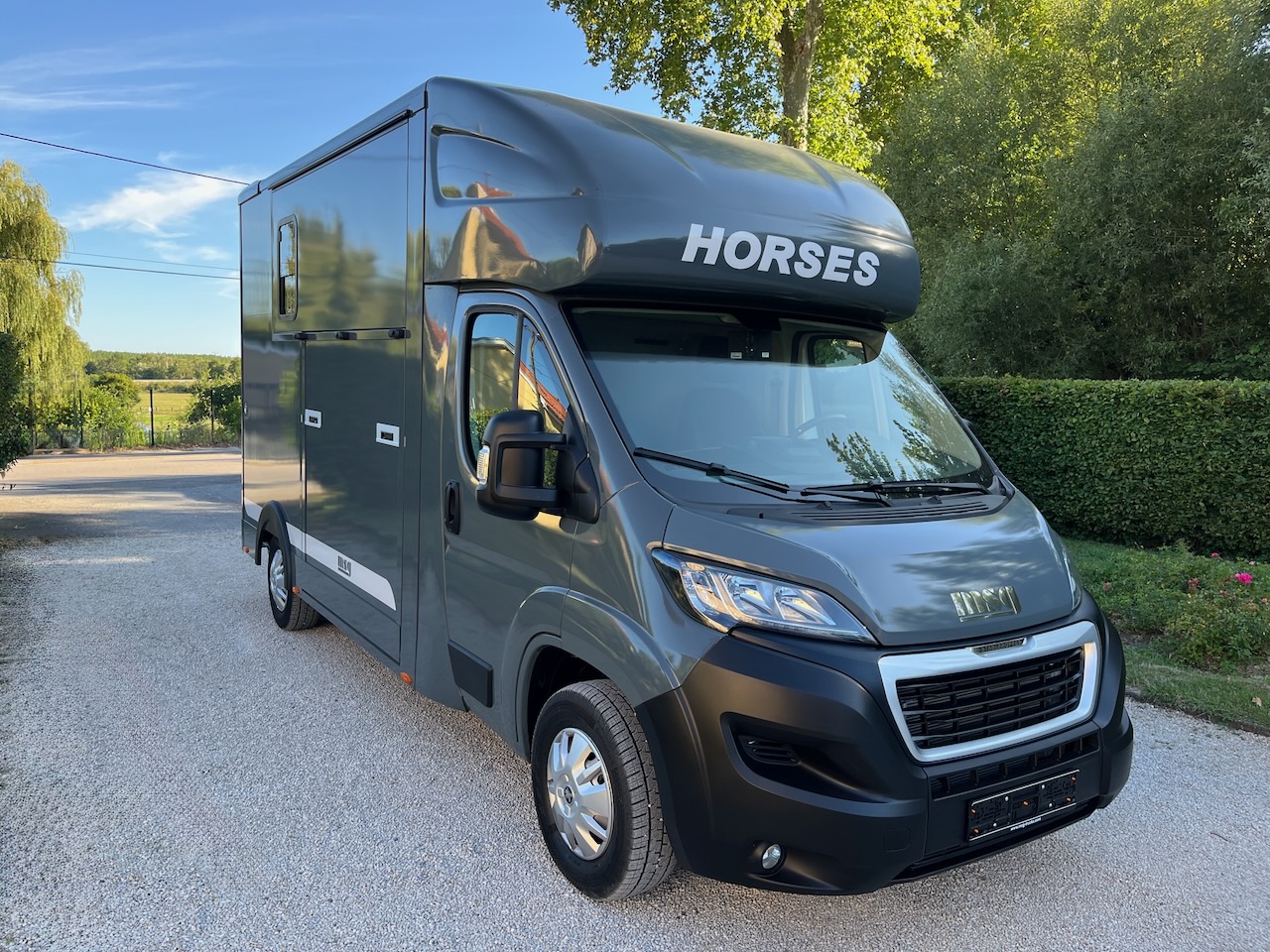 peugeot boxer 165 stallion light urbangrey msg2