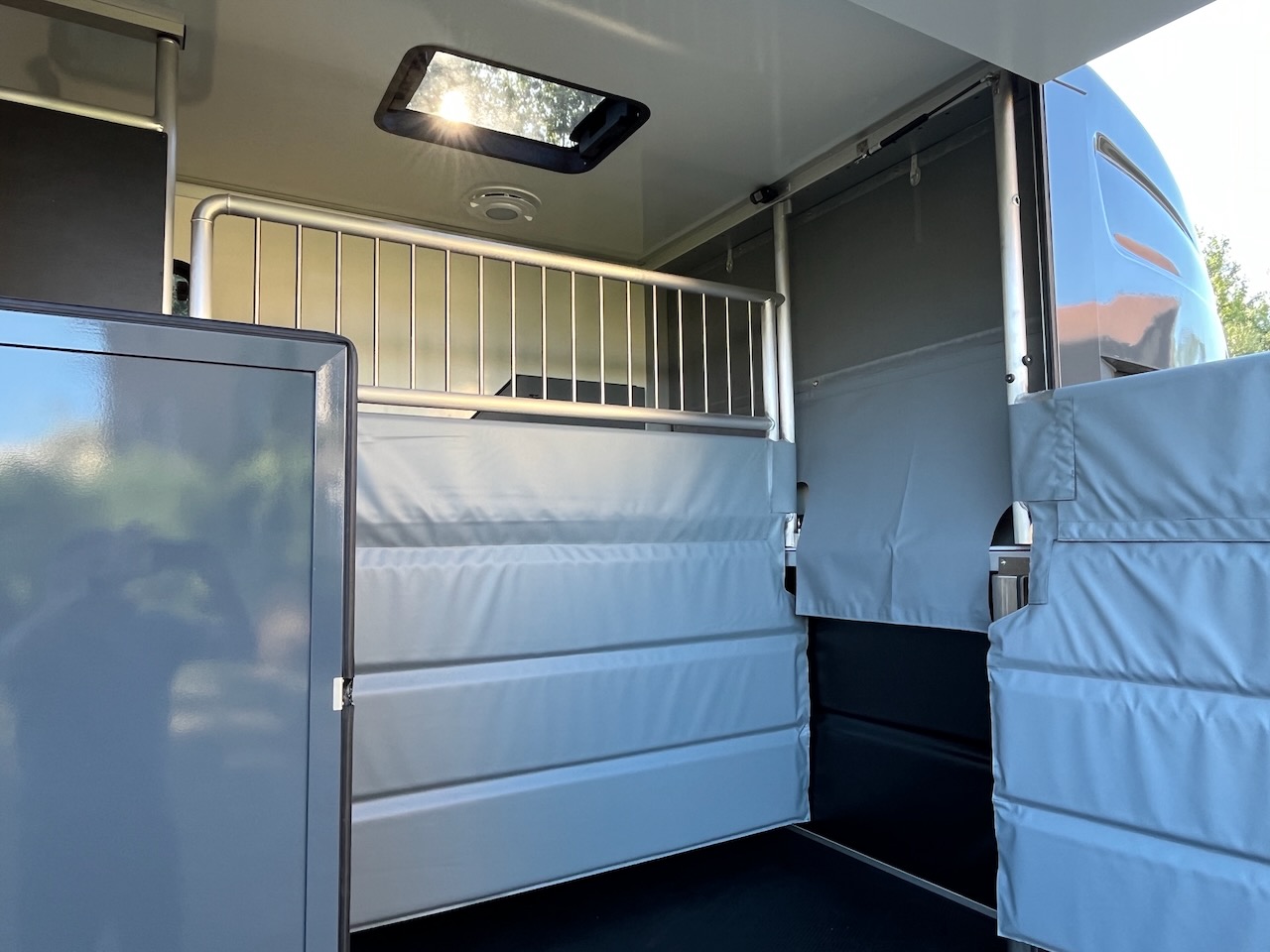 peugeot boxer 165 stallion light urbangrey msg22