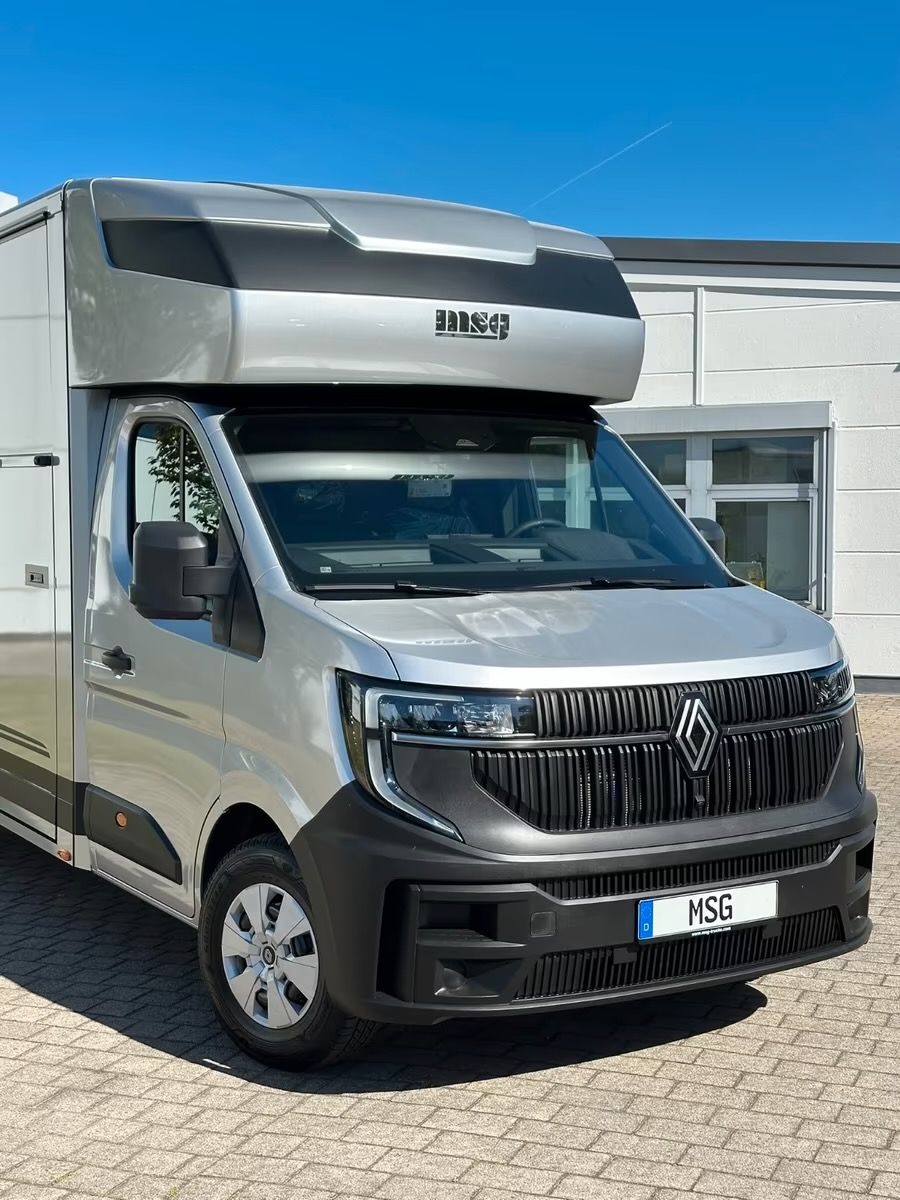 renault master 170 stallion light silber msg12