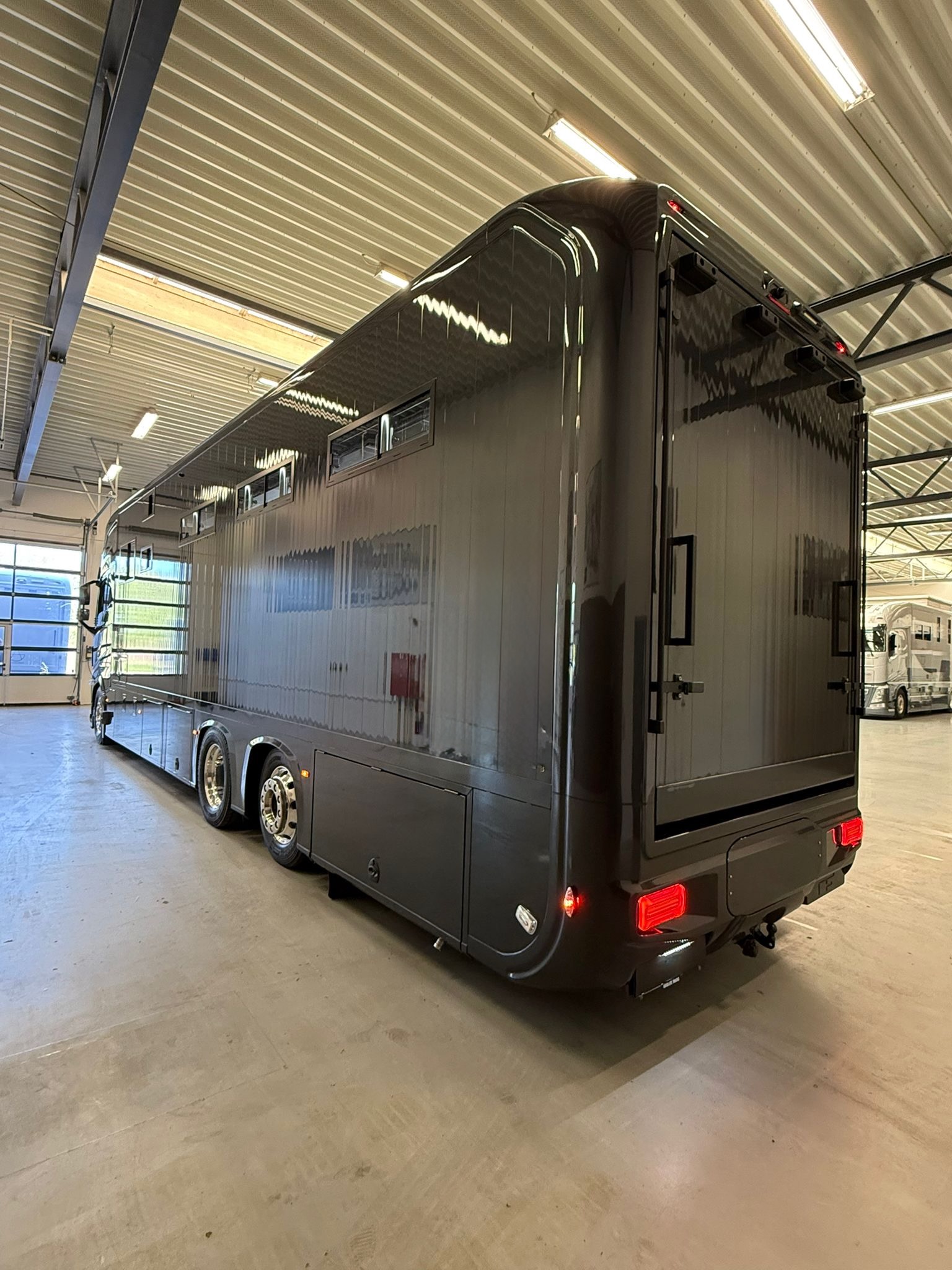 volvo fh 500 nf 8 horses ansolute3