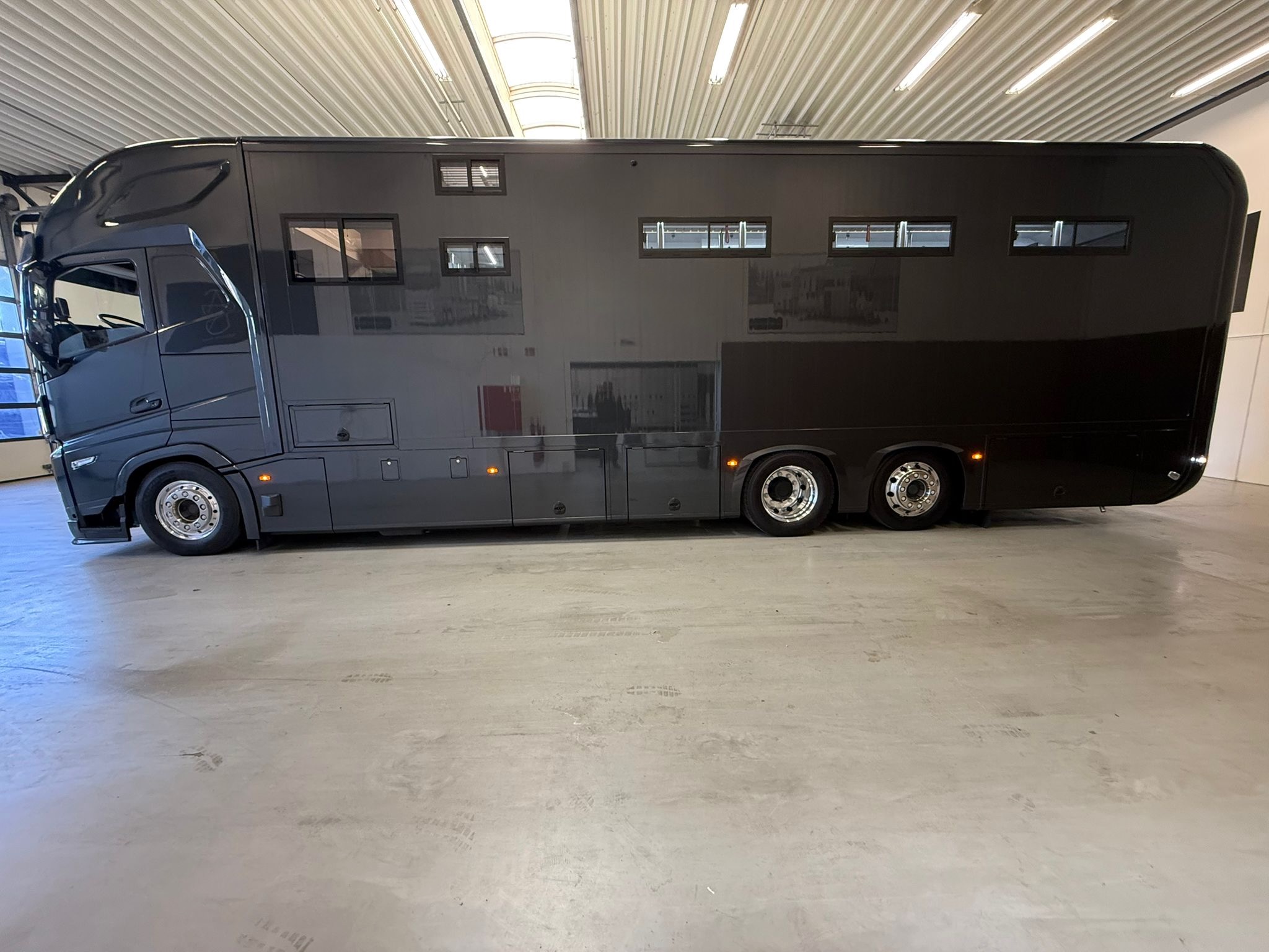volvo fh 500 nf 8 horses ansolute6